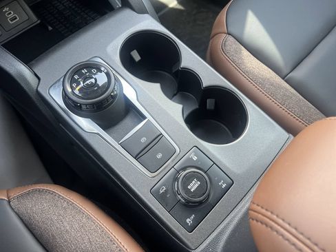 New 2025 Ford Bronco Sport Outer Banks w/ Sasquatch Outer Banks Package AWD/4WD image 8