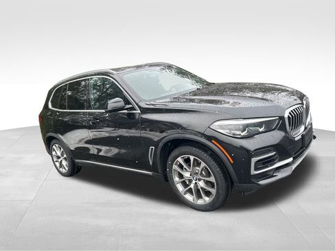 Used 2023 BMW X5 xDrive40i w/ Premium Package image 1