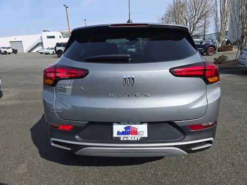 Used 2025 Buick Encore GX Preferred AWD/4WD image 4
