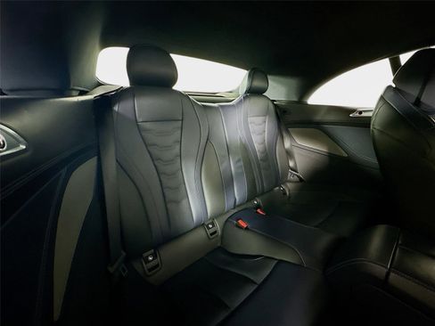 Used 2019 BMW M850i xDrive Convertible image 34