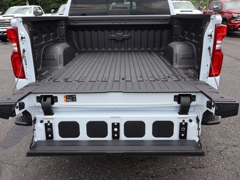 New 2026 Chevrolet Silverado 1500 High Country AWD/4WD image 30