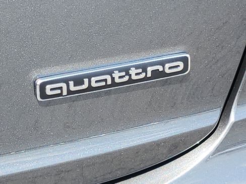 New 2025 Audi Q8 Premium image 12