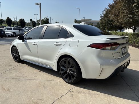 Used 2024 Toyota Corolla XSE FWD image 7