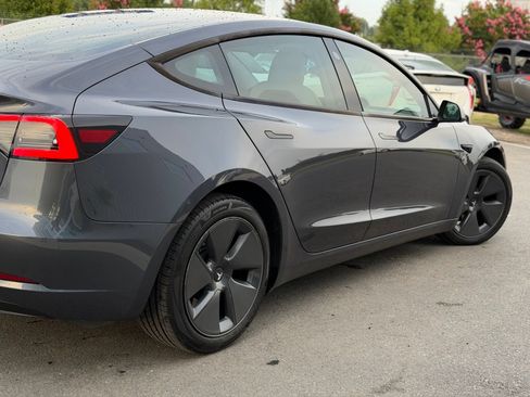 Used 2023 Tesla Model 3 Long Range AWD/4WD image 13