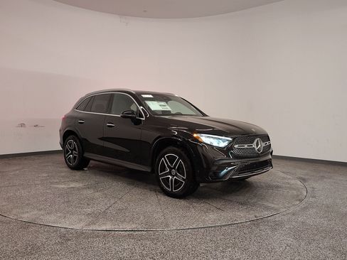 Used 2026 Mercedes-Benz GLC 300 image 7