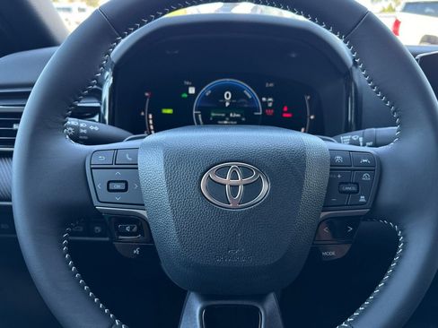 New 2026 Toyota Camry SE FWD image 23