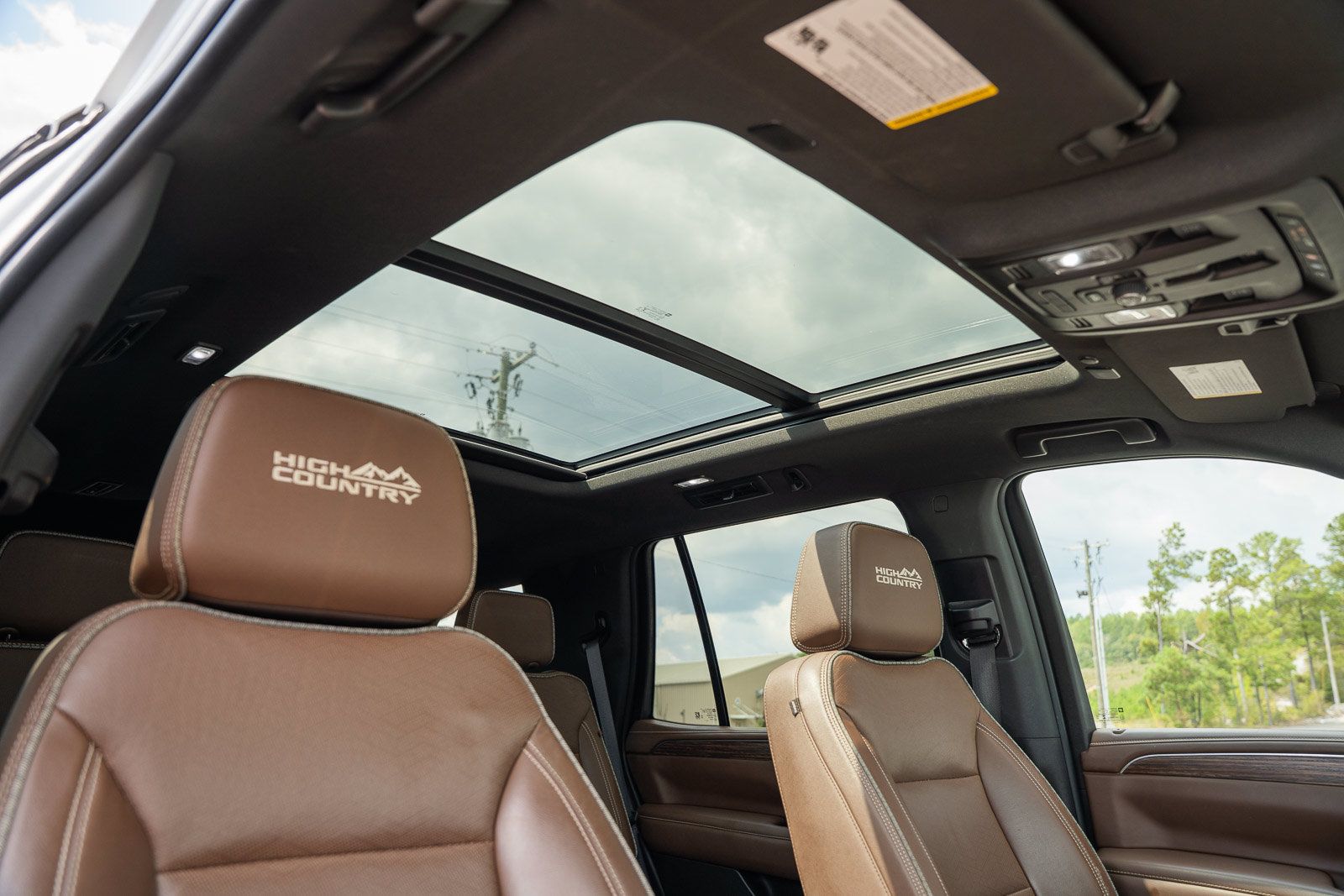 Used 2023 Chevrolet Tahoe High Country w/ Premium Package 2 RWD image 29