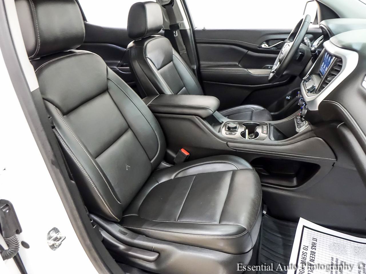 Used 2023 GMC Acadia SLT FWD image 31