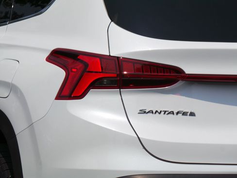 Used 2022 Hyundai Santa Fe Limited FWD image 19