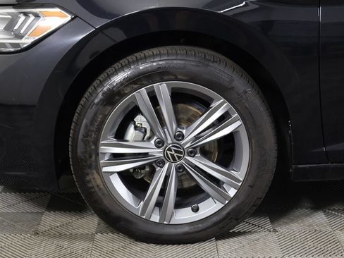 Used 2024 Volkswagen Jetta SE FWD image 23