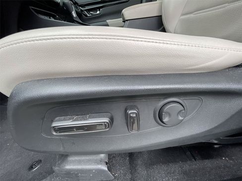 Used 2023 Honda CR-V EX-L image 13