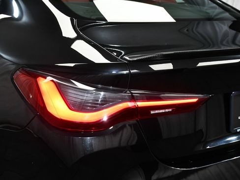 Used 2022 BMW M4 xDrive Competition w/ M Carbon Exterior Package AWD/4WD image 87