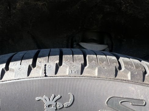 Certified 2025 Audi Q7 2.0T Premium w/ Convenience Plus Package image 12