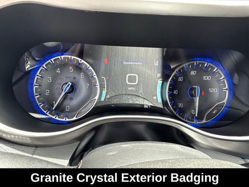 New 2026 Chrysler Pacifica Select image 17