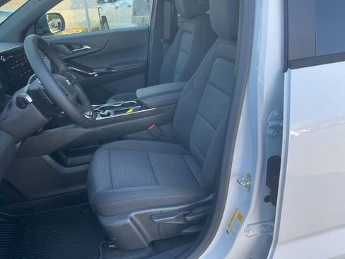 New 2026 Chevrolet Equinox LT w/ LPO, Floor Liner Package image 15