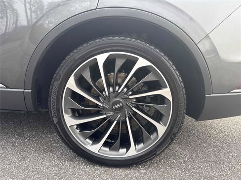 Used 2020 Lincoln Aviator Reserve w/ Equipment Group 202A image 31