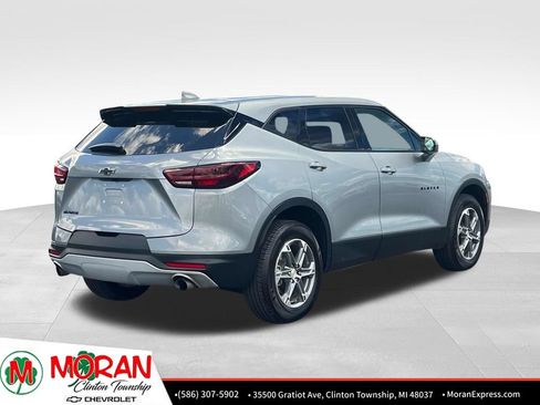 Certified 2023 Chevrolet Blazer LT w/ LPO, Black Grille Bar Package FWD image 6