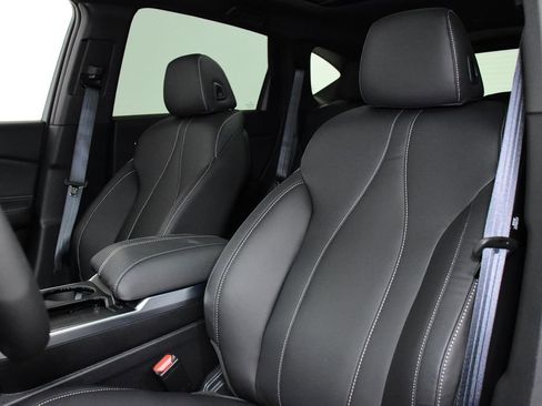 New 2026 Acura RDX SH-AWD image 9