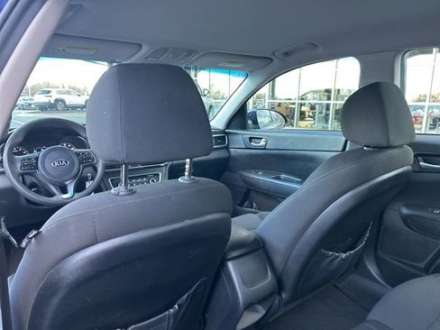 Used 2017 Kia Optima LX image 23