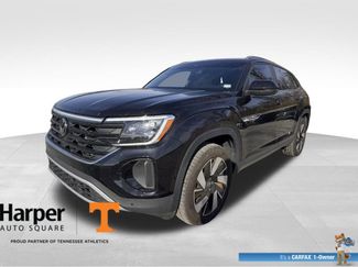 Used 2024 Volkswagen Atlas Cross Sport SE video 1