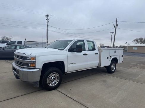Used 2015 Chevrolet Silverado 2500 W/T w/ WT Fleet Convenience Package image 2