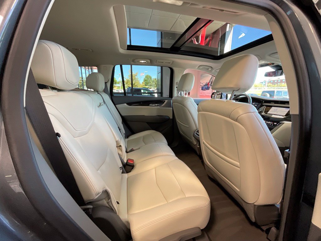 Used 2021 Cadillac XT6 Premium Luxury AWD/4WD image 21