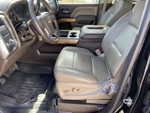 Used 2016 Chevrolet Silverado 1500 LTZ image 18