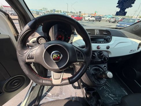 Used 2013 FIAT 500 Abarth FWD image 17