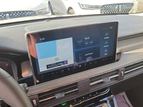 Certified 2023 Lincoln Corsair FWD image 18