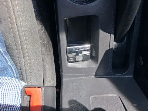 Used 2015 Jeep Compass Sport w/ Power Value Group image 17