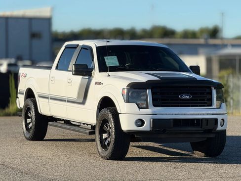 Used 2014 Ford F150 FX4 w/ Equipment Group 402A Luxury AWD/4WD image 1
