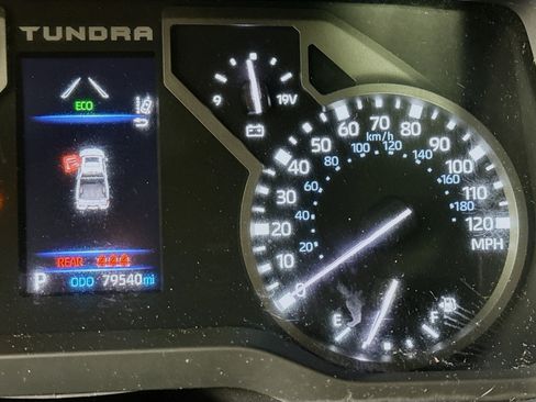 Used 2022 Toyota Tundra SR5 RWD image 16