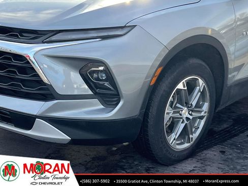 Certified 2024 Chevrolet Blazer LT w/ Convenience Package image 9