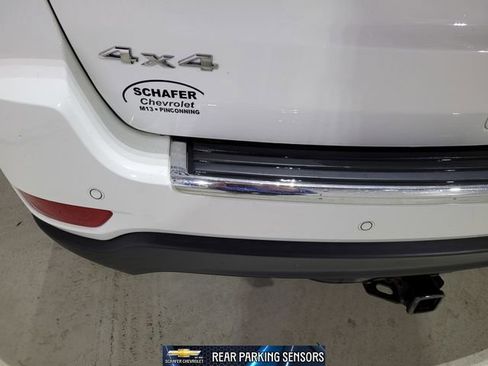 Used 2019 Jeep Grand Cherokee Limited image 11