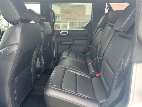 New 2026 Ford Bronco Outer Banks w/ Sasquatch Package AWD/4WD image 22