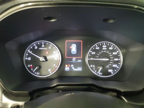 Used 2025 Subaru Outback Premium AWD/4WD image 26