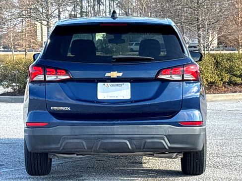Used 2023 Chevrolet Equinox LS w/ LS Convenience Package image 20