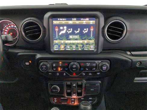 Used 2020 Jeep Gladiator Rubicon image 32