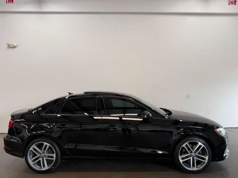 Used 2018 Audi A3 2.0T Premium FWD image 2