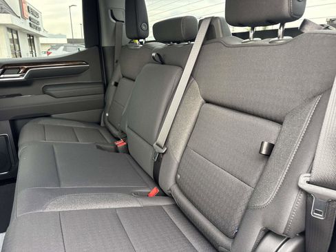 New 2026 GMC Sierra 1500 Elevation image 24