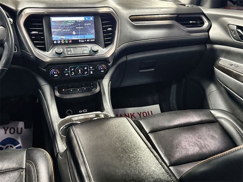 Used 2021 GMC Acadia AT4 w/ Technology Package image 28