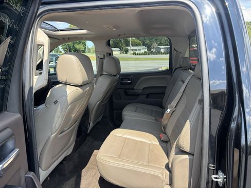 Used 2015 GMC Sierra 2500 Denali w/ Duramax Plus Package AWD/4WD image 12