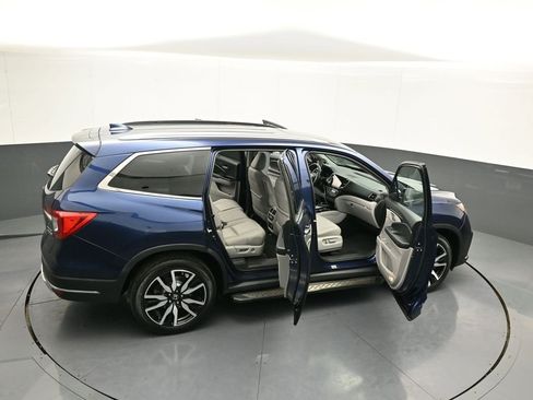 Certified 2022 Honda Pilot Touring image 48