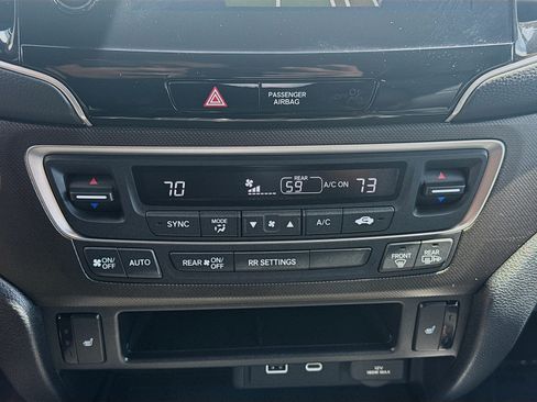 Used 2024 Honda Passport TrailSport image 15