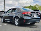 Used 2022 Toyota Corolla LE image 4