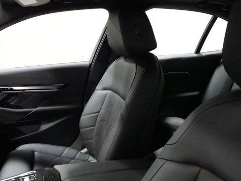 New 2027 BMW 550e xDrive AWD/4WD image 30