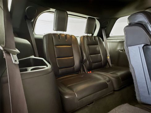 Used 2014 Ford Explorer Limited image 25