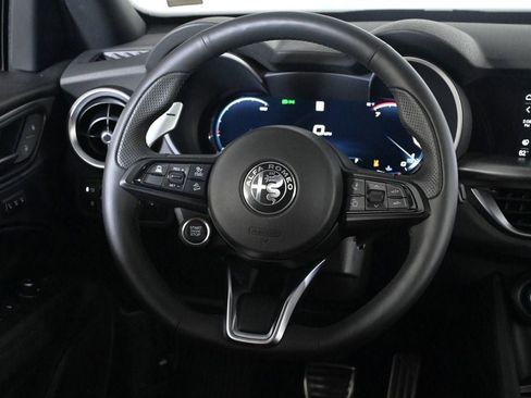 Used 2025 Alfa Romeo Stelvio Sprint w/ Veloce Package AWD/4WD image 10