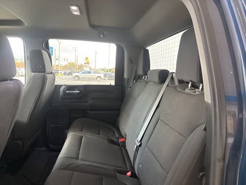 Used 2020 Chevrolet Silverado 2500 Custom w/ Custom Value Package image 22
