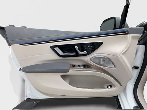 Used 2023 Mercedes-Benz EQS 450+ Sedan image 21